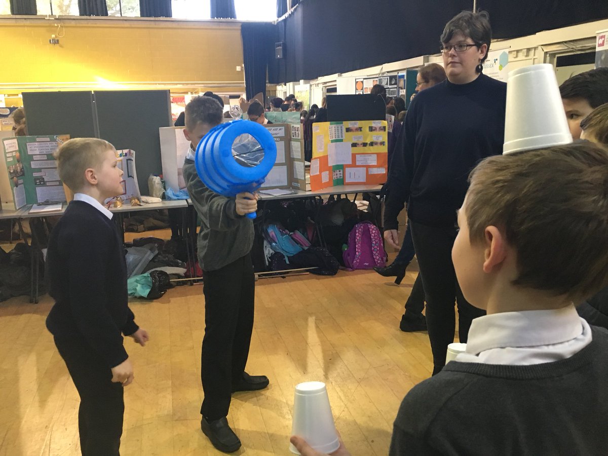 glfsciencefair's tweet photo. @mardenlodge exploring the air zookas @glfsciencefair https://t.co/tlKRfwFkfV
