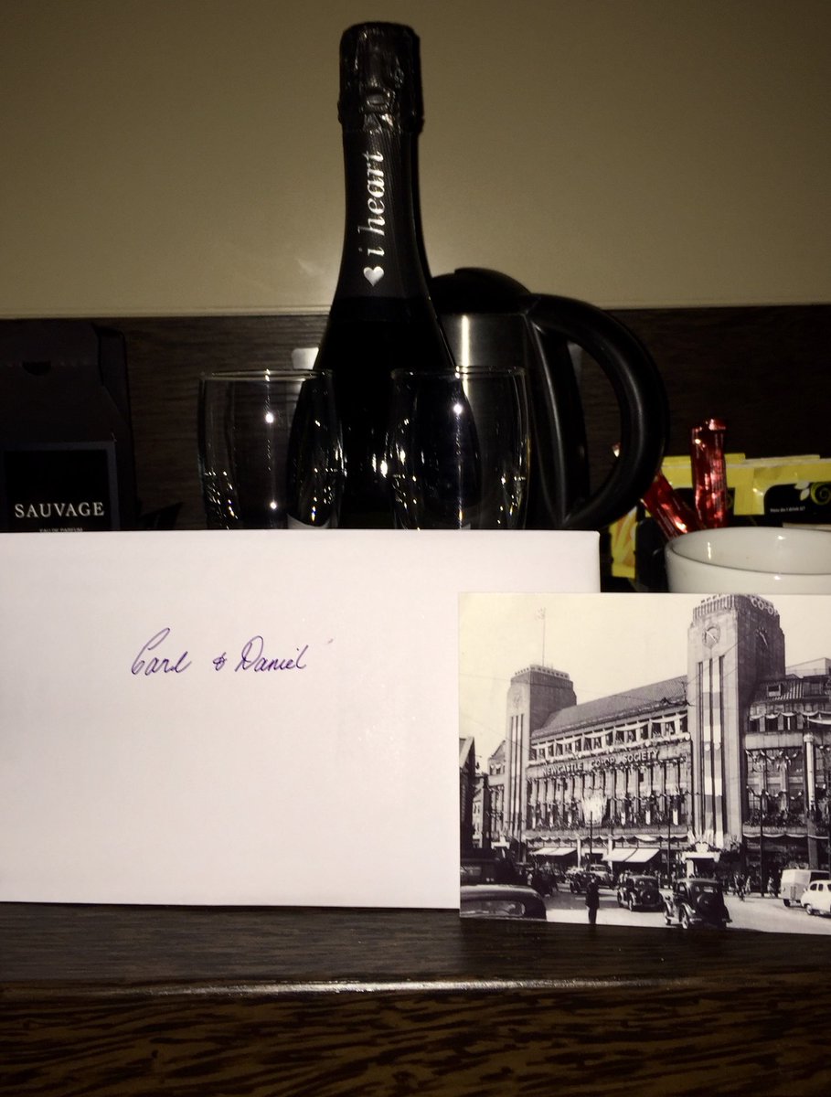 Lovely couple getting married today 👬🎊❤️ #piwow ready for when they come back! <a href="/northeastsolus/">North East Solus PI</a>