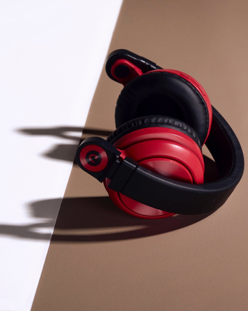 Exclusive Offer | Lazer Wireless delivers supreme sound and design that keeps you looking sharp 😎 now £20 until February 18th with code: LAZER | Get a pair whilst they’re hot 🔥
#headphones #music #bluetooth #accessories #bluetoothheadphones #wirelessheadphones