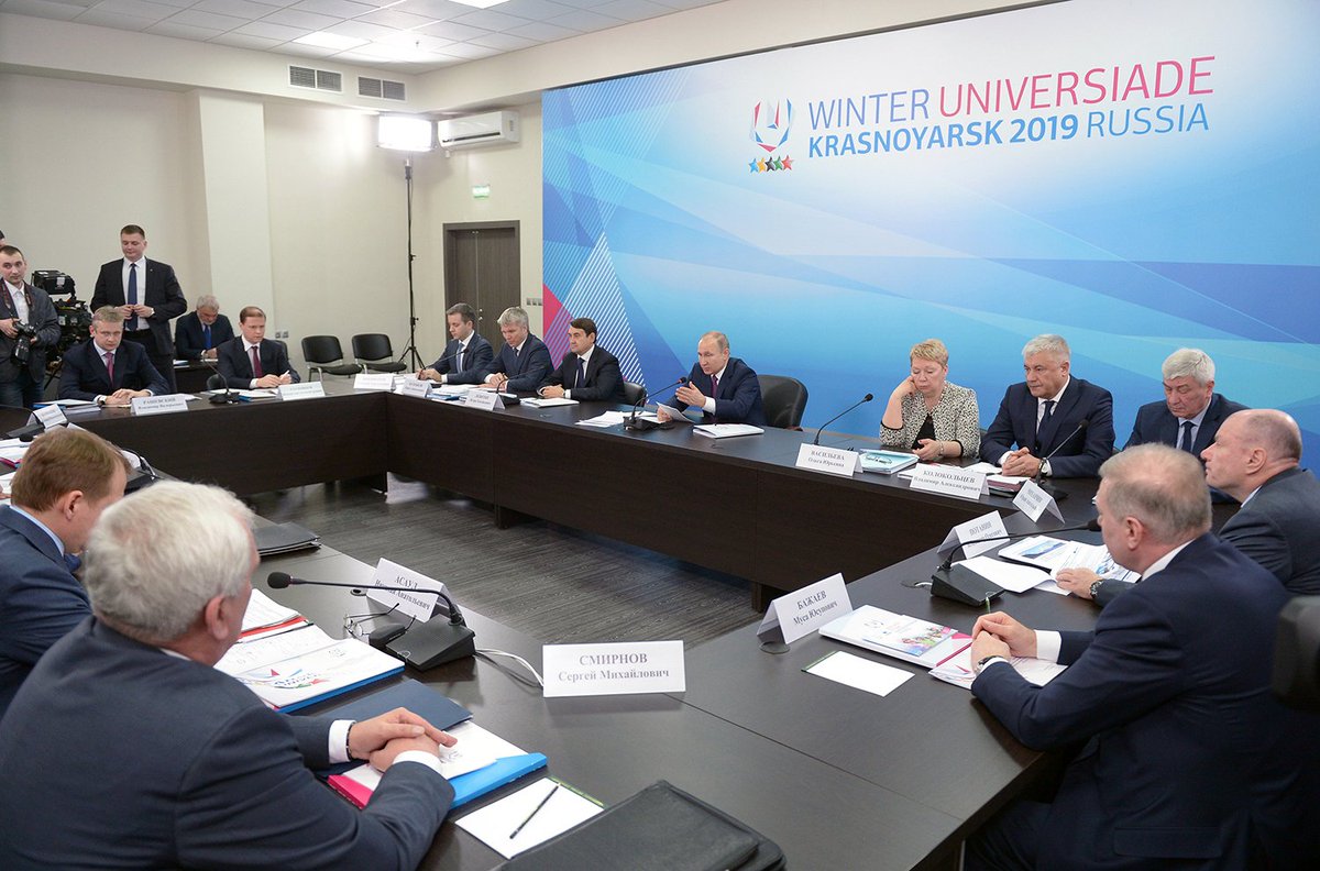 KremlinRussia's tweet photo. #Красноярск: осмотр спортивного комплекса «Сопка», совещание о подготовке к #Универсиада2019 https://t.co/hKfsSWUrgj https://t.co/FxczasfRjy