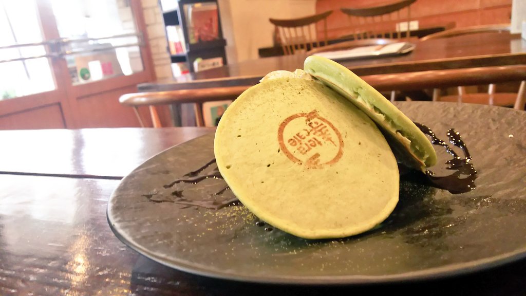 kotya_088's tweet photo. 寺カフェパンケーキ〜🥞 https://t.co/BoJB34KoOd