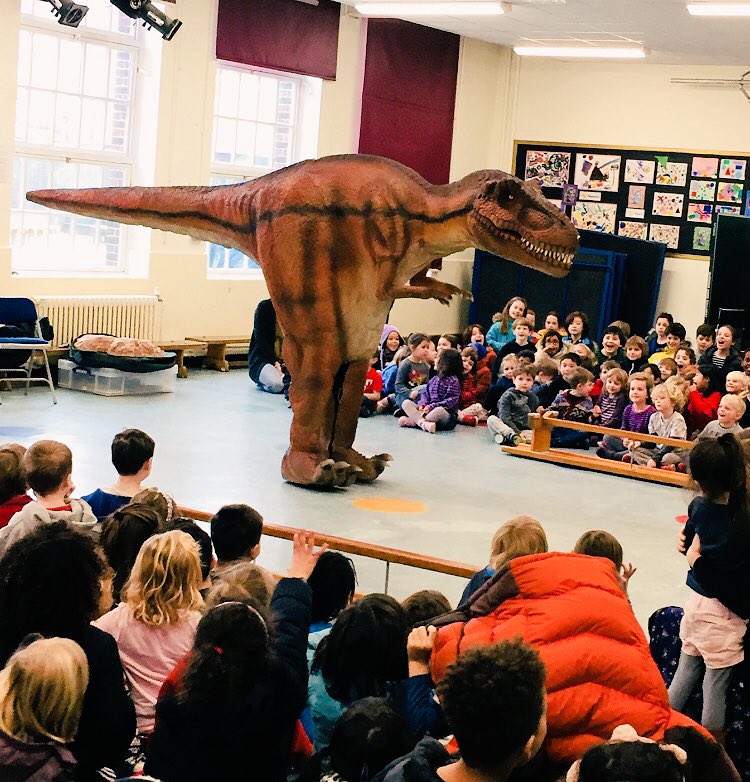 Brookfield_N19's tweet image. KS1 had a visitor this morning! #LifeLongAgo #BrookfieldCamden