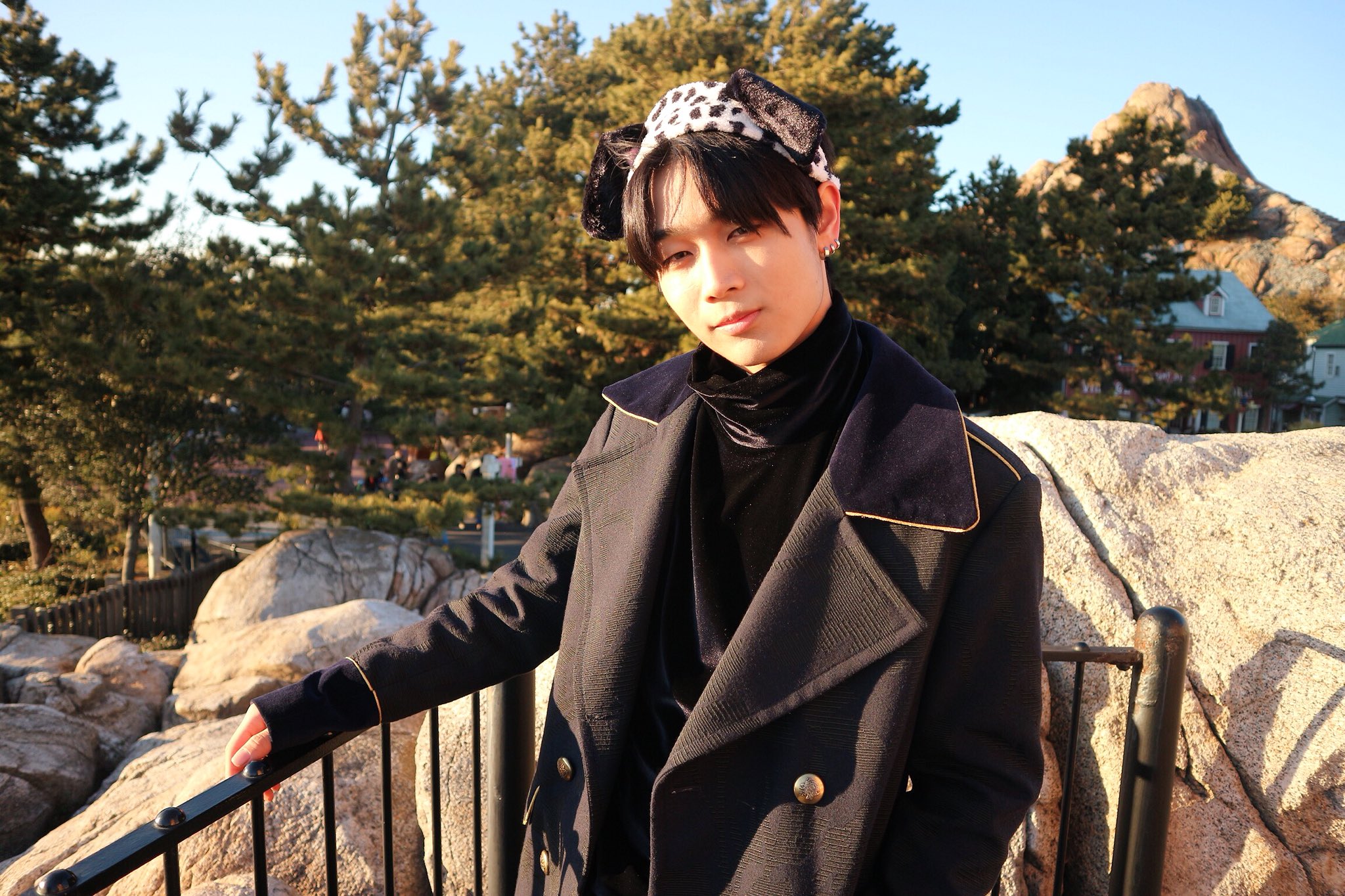 렌야 レンヤ ディズニーシー行ってきた 服装がキャストさんみたいですごい間違えられた笑 疲れた眠い T Co Fjdwnrq6x6 Twitter 렌야 レンヤ ディズニーシー行ってきた 服装がキャストさんみたいですごい間違えられた笑 疲れた眠い T Co Fjdwnrq6x6 Twitter