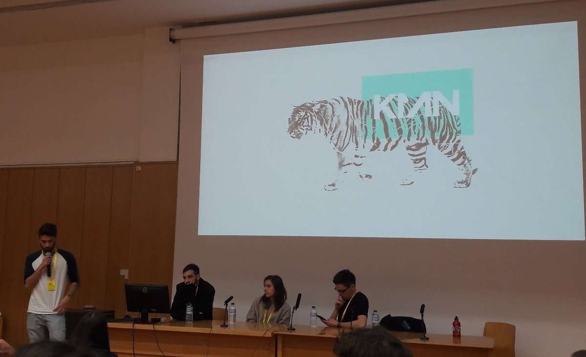 DesignersPI's tweet photo. Ex-alumnos de Diseño integral y gestión de la imagen @urjc nos cuentan sus proyectos y lo que han aprendido durante y después de la carrera, en el #InchFest.
Sergio Kian, Mario Mimoso, María Ruíz y Jaime Alley Whitelogg, https://t.co/z3f5wSxhni