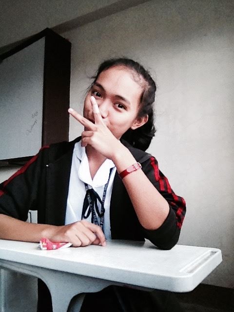 _Ninecloud's tweet photo. school gurl💙 https://t.co/IgcOZzwcbn