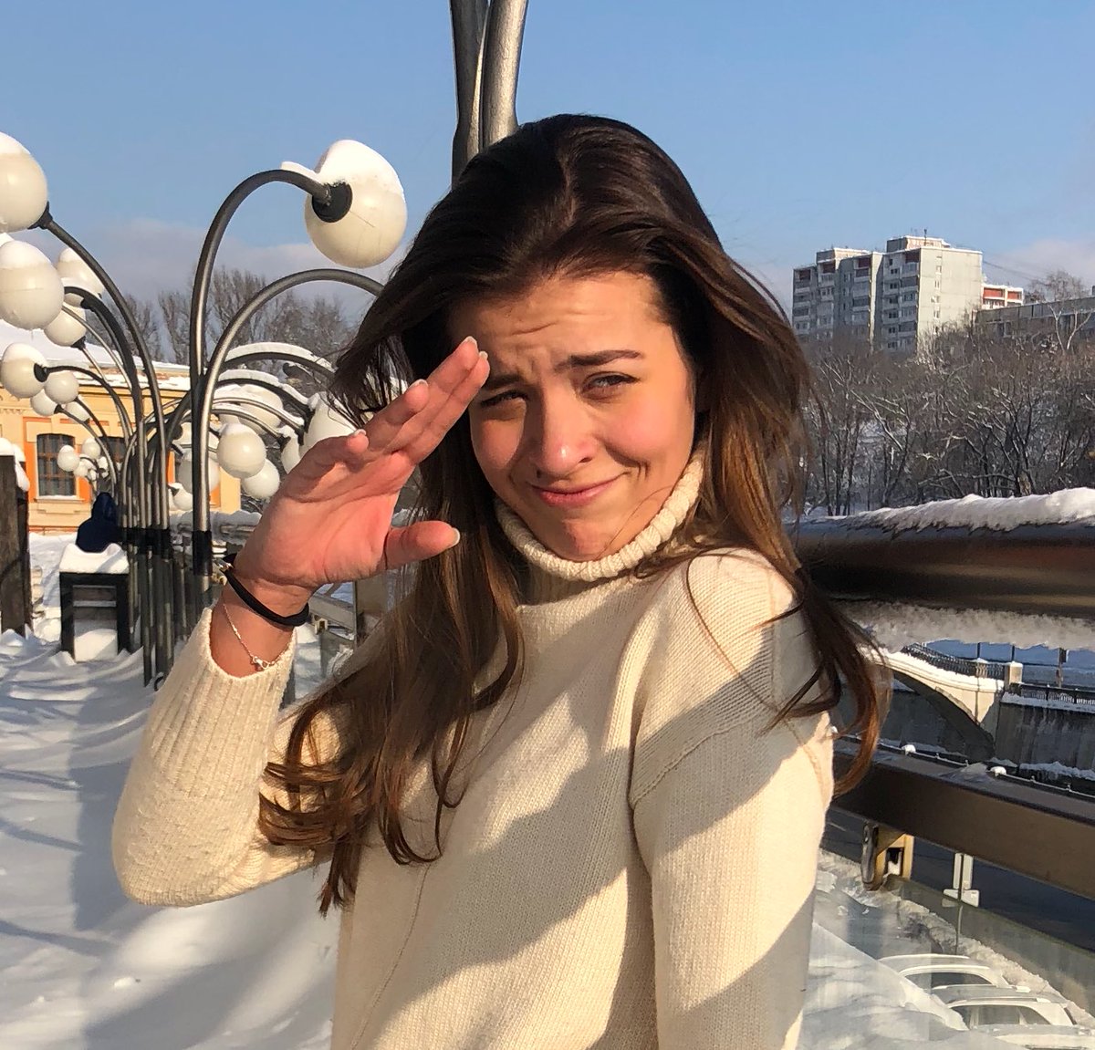 Смотрю на свои фотки и не понимаю где мои стикеры