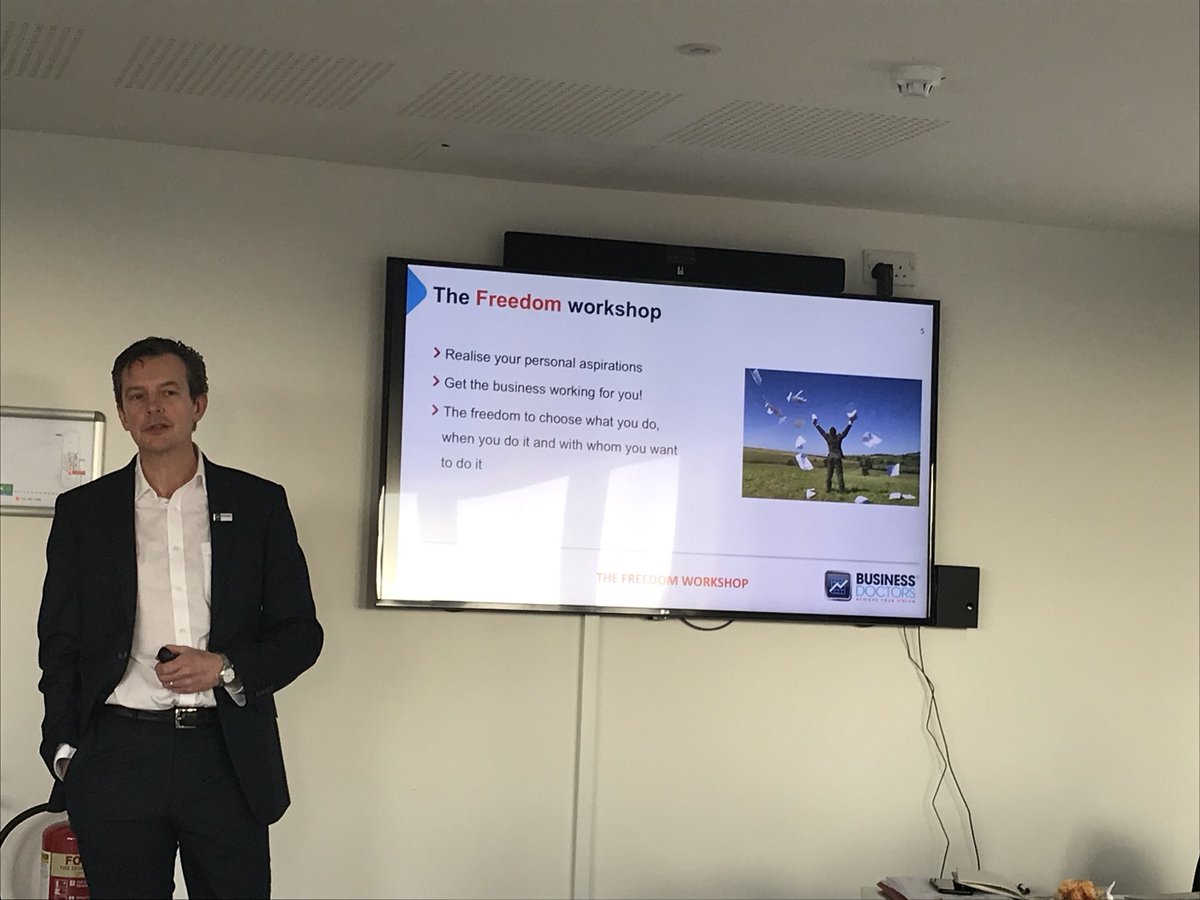 OliviaF_HR's tweet image. Great morning with Paul Shaw learning about business strategy #businessdocs #freedom @PRSShaw