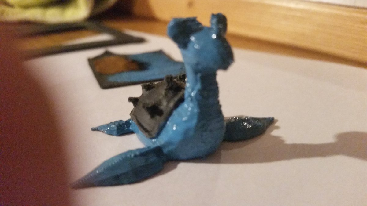 darkfight_21's tweet photo. Impression et début de peinture d'un porte cle lokclass (lapras en anglais)
#locklass #pokemon #impression3d #3Dprinting https://t.co/jreP0NTL7W