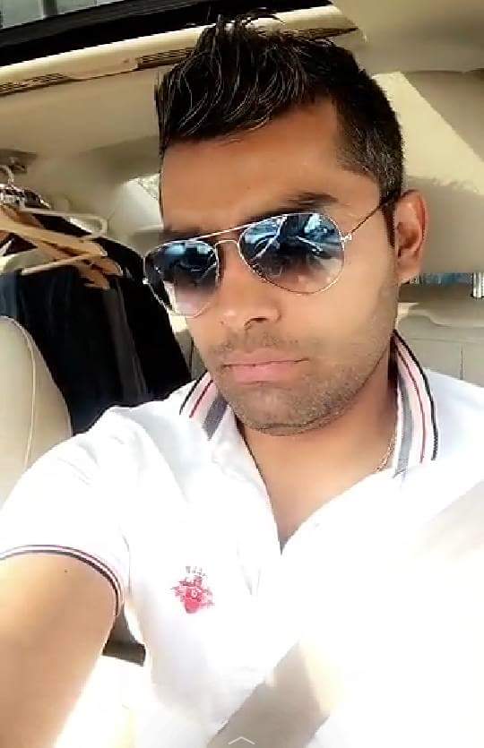 harooncx07's tweet photo. Back to home 😍🔥
Looking handsome maa sha Allah 💓 
@Umar96Akmal https://t.co/ulBla10fHG