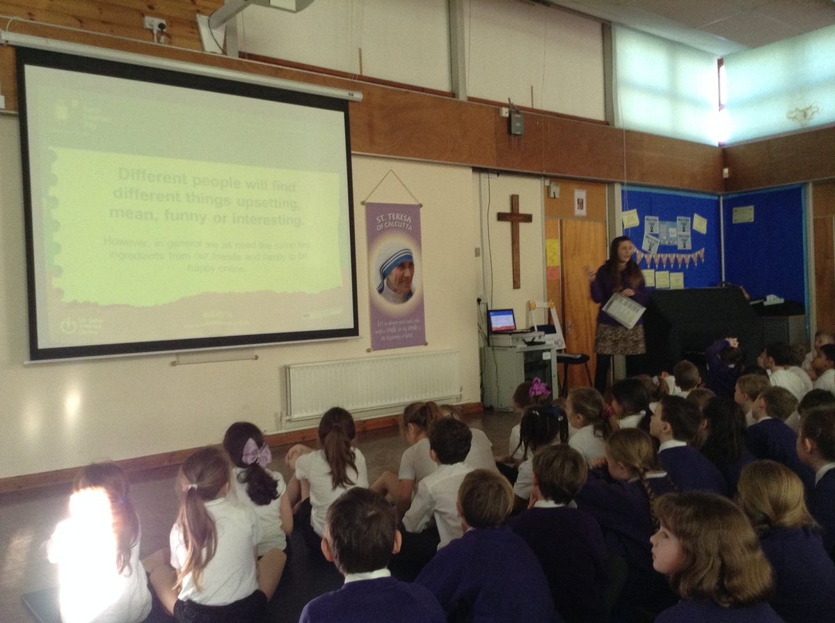 StAlbans_Sch's tweet photo. KS2 shared some great ideas on how to stay safe online and how to be a good friend online during their assembly. #SID2018 #CreateConnectandShareRespect #MrsJ https://t.co/RmdhNishgN