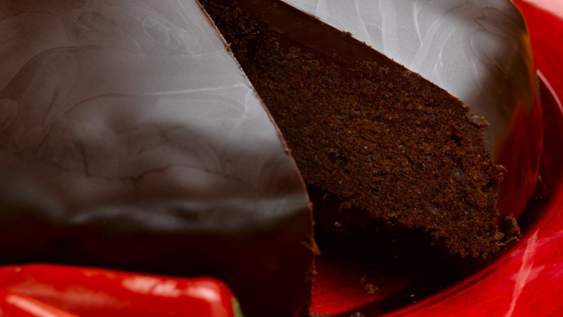 When it's cold outside and a hint of snow lingers in the air it is time for something warming, so warm your cockles with this delicious Divine Chocolate Chilli and Orange Cake from Sam Stern  bit.ly/2GSDd3Q