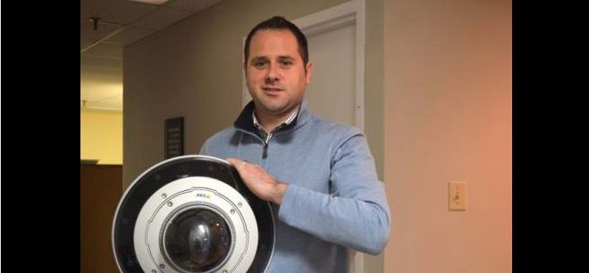 cbuniversity's tweet photo. Check out this @chronicleherald piece featuring @CBUAlumni @JMarkPatterson, partner and founder of @DevantecIT &amp; @DocmasterInc. We're #CBUProud of you, Mark! https://t.co/zxVEXTeBxU https://t.co/cIvoLzD6l4
