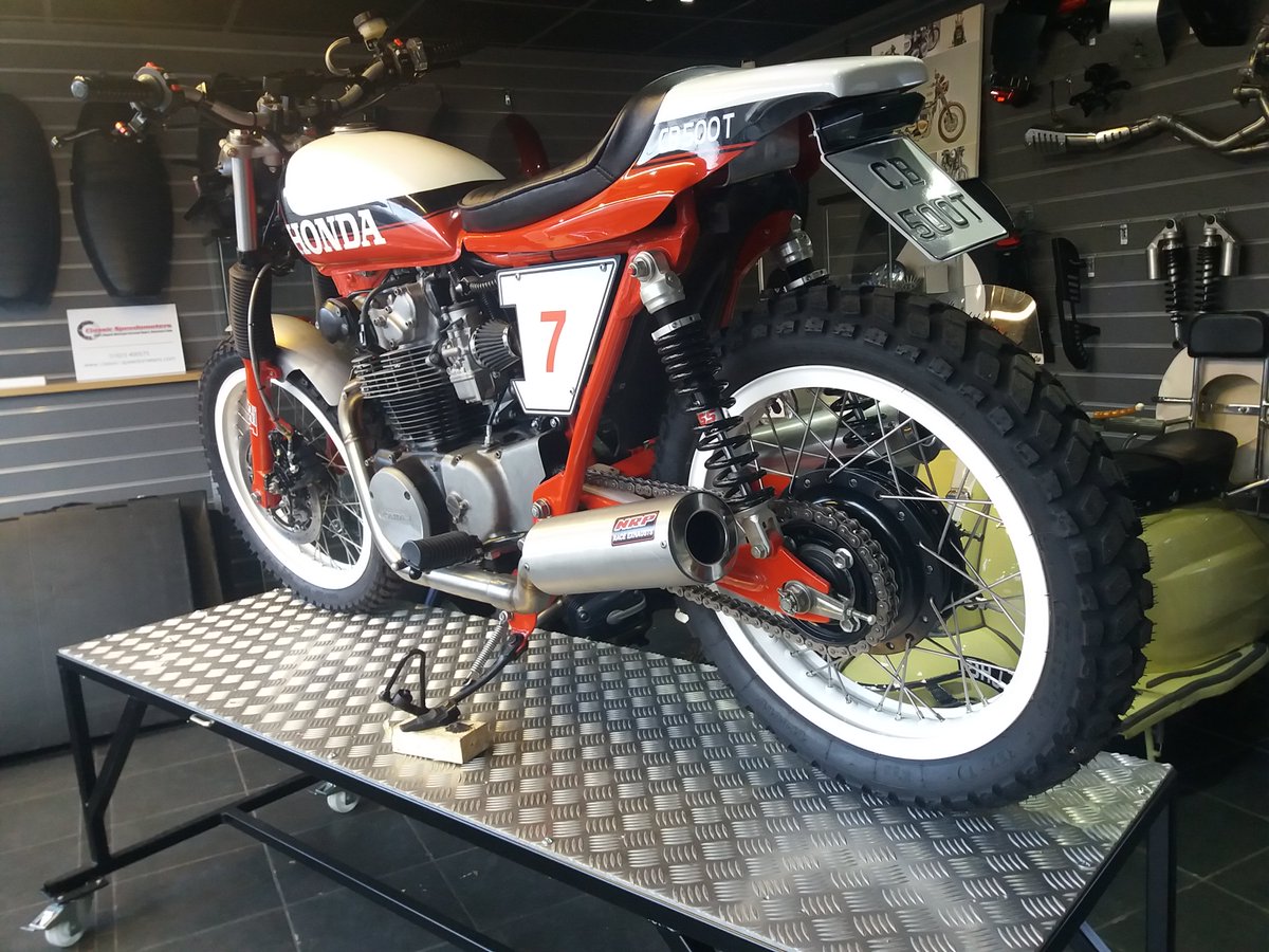 MoniaMotorcycle tweet picture