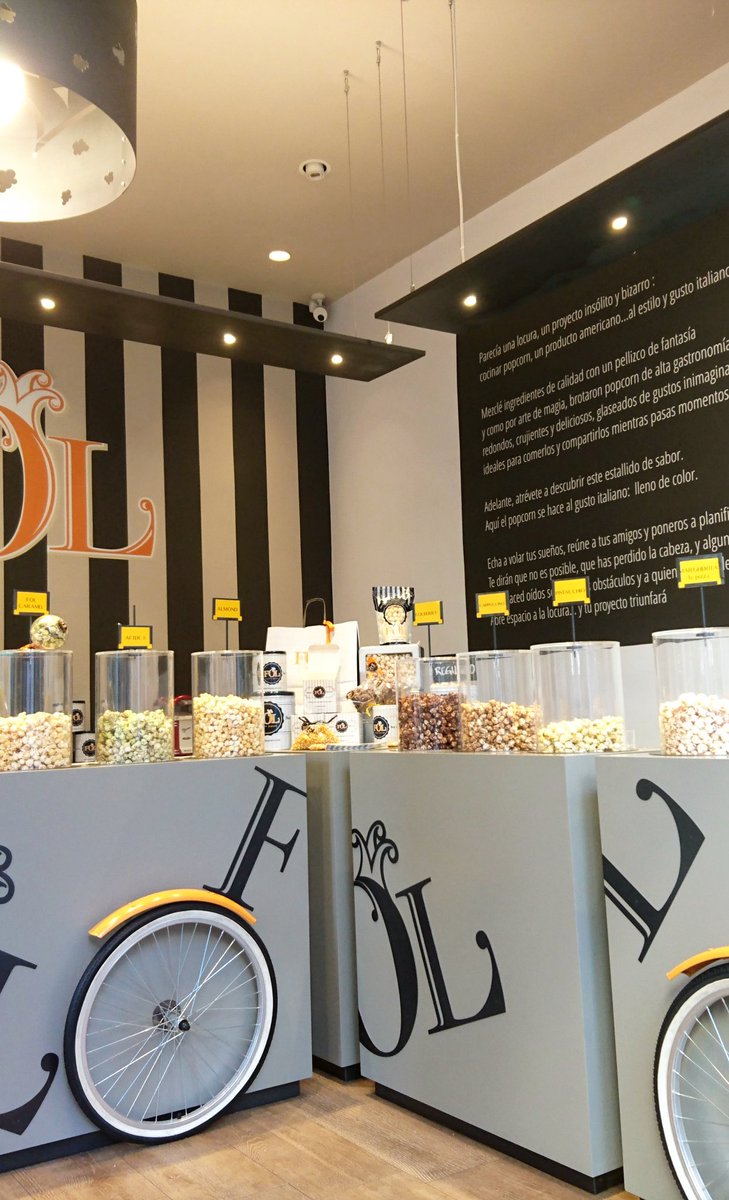 FolMadrid's tweet photo. Te invitamos a degustar de forma gratuita de nuestras palomitas de maíz cubiertas con nuestros ingredientes especiales. 
#MomentosFol 
#Madrid 
#Chueca 
#Spain https://t.co/4irK6NtzXc