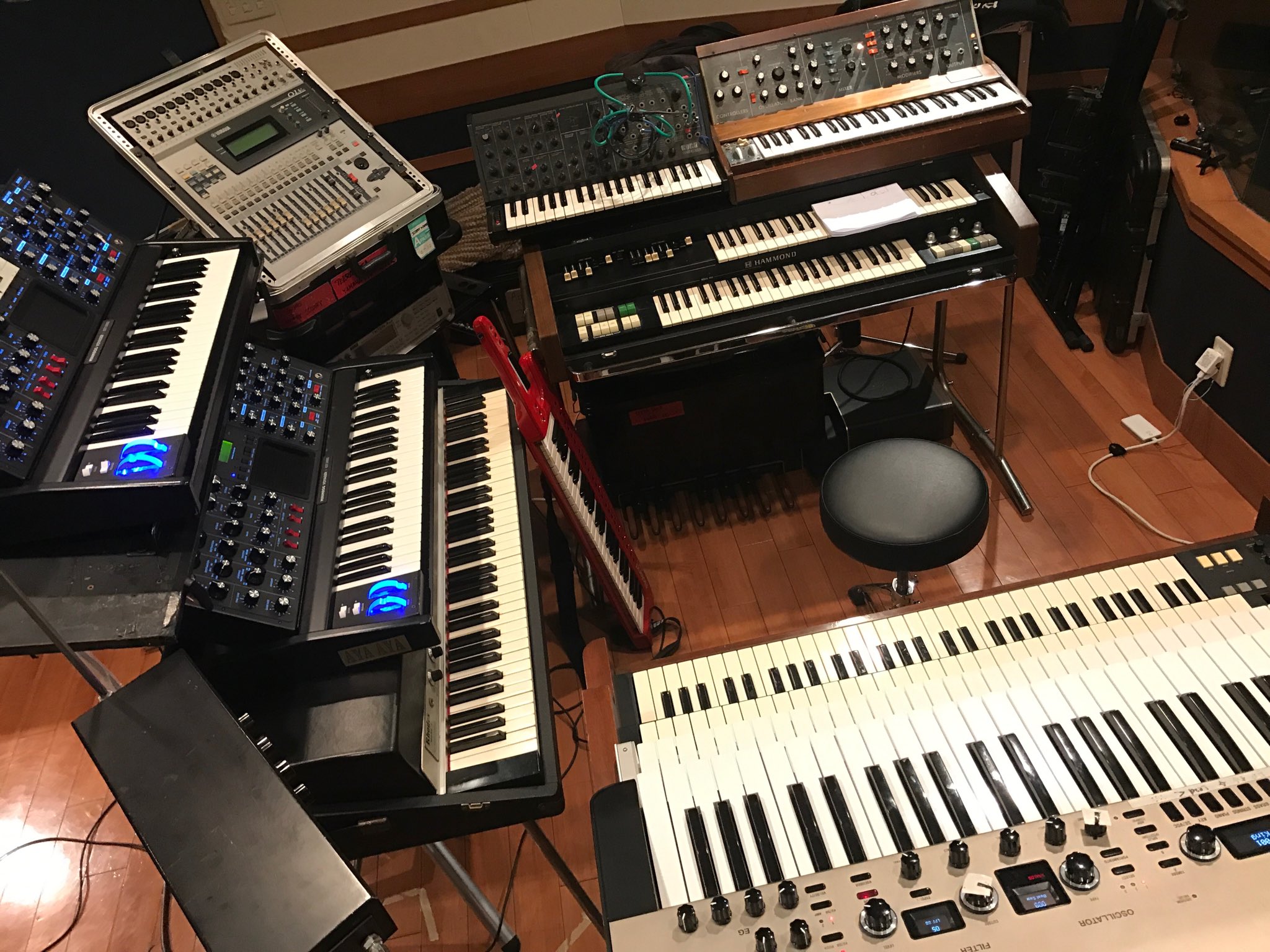 Twitter এ Masashi Okagaki 岡垣正志 Jill岡垣 ロックキーボード 個人レッスン生徒募集 シンセサイザー等機材の 使い方からロックにおける必須テクニックと奏法を中心に Dtmを使用した作曲法やアレンジまで丁寧に指導します 場所は都内 大阪市内スタジオにて Twitter এ Masashi Okagaki 岡垣正志 Jill岡垣 ロックキーボード 個人レッスン生徒募集 シンセサイザー等機材の 使い方からロックにおける必須テクニックと奏法を中心に Dtmを使用した作曲法やアレンジまで丁寧に指導します 場所は都内 大阪市内スタジオにて