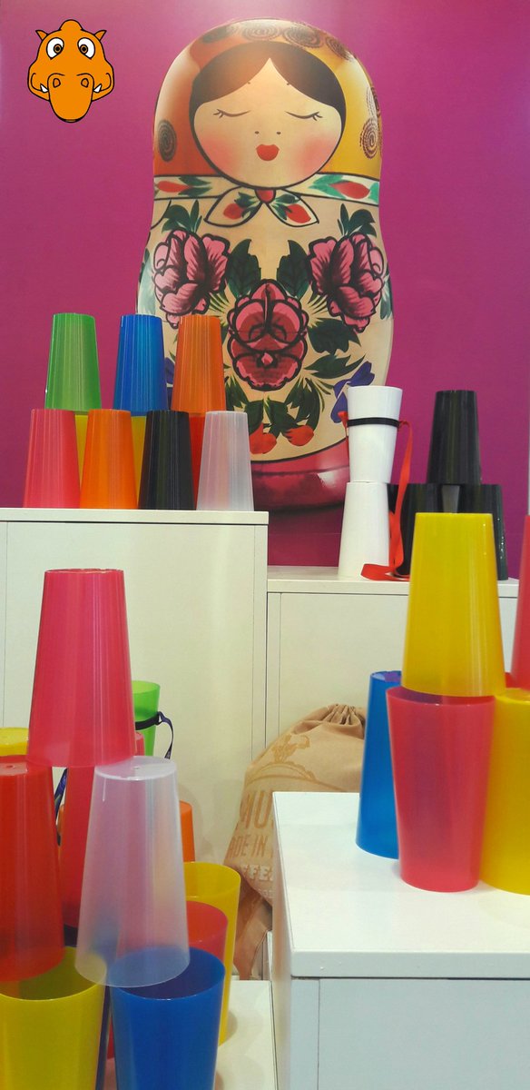 Winpub_objetpub's tweet photo. Buvez un coup chez @Passot_Innov avec des gobelets made in France #ctco #ctco18 #objetpub #salon #evenement #winpub https://t.co/eg1bgHPsSy