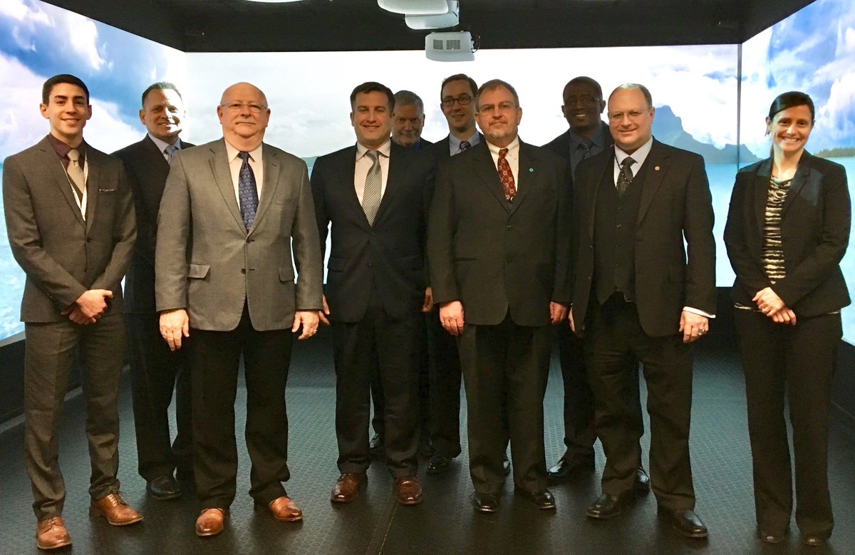 FSISPASDean's tweet photo. Great visit with DoD representatives from the Command and General Staff College @USACGSC.  Here we demonstrate how we incorporate advanced technology to train diplomats. @FSIatState https://t.co/d7P2QSF3vZ