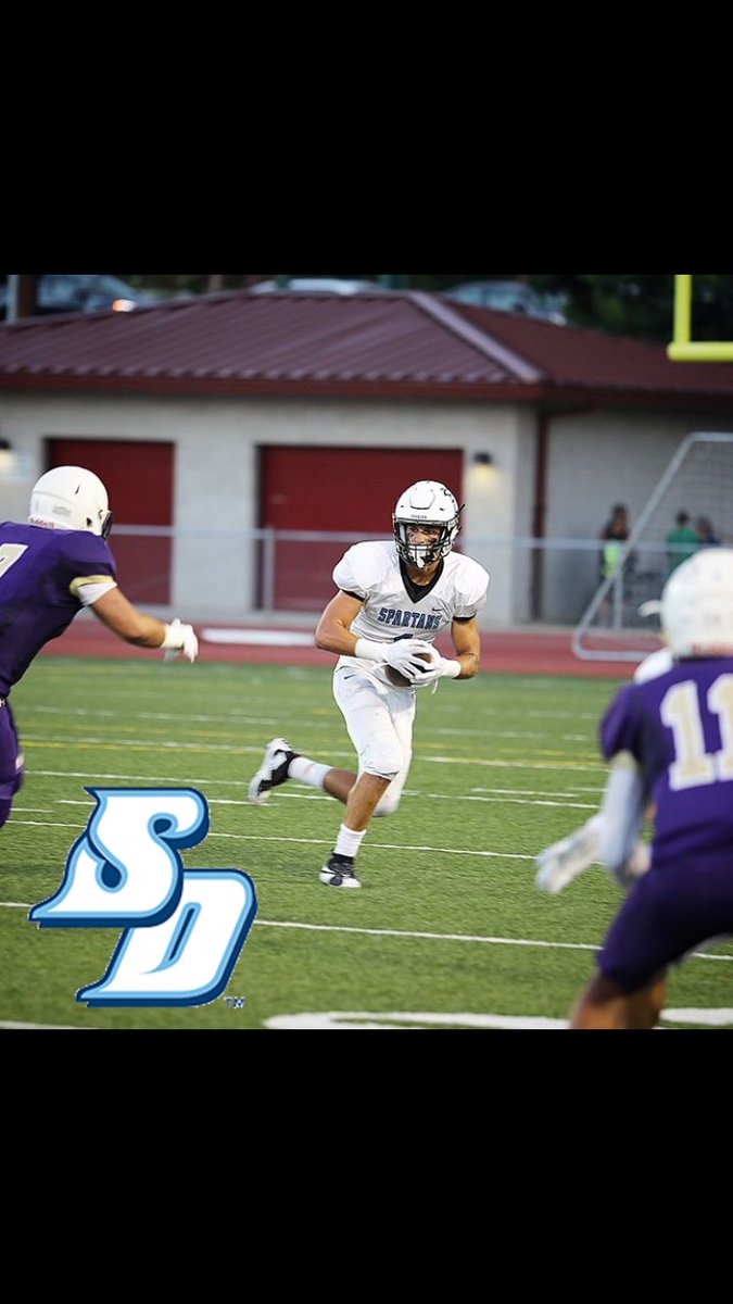 hunter_ancich's tweet photo. Excited to be playing Division 1 football at the University of San Diego next year🐃 https://t.co/jkw8RcYM2C