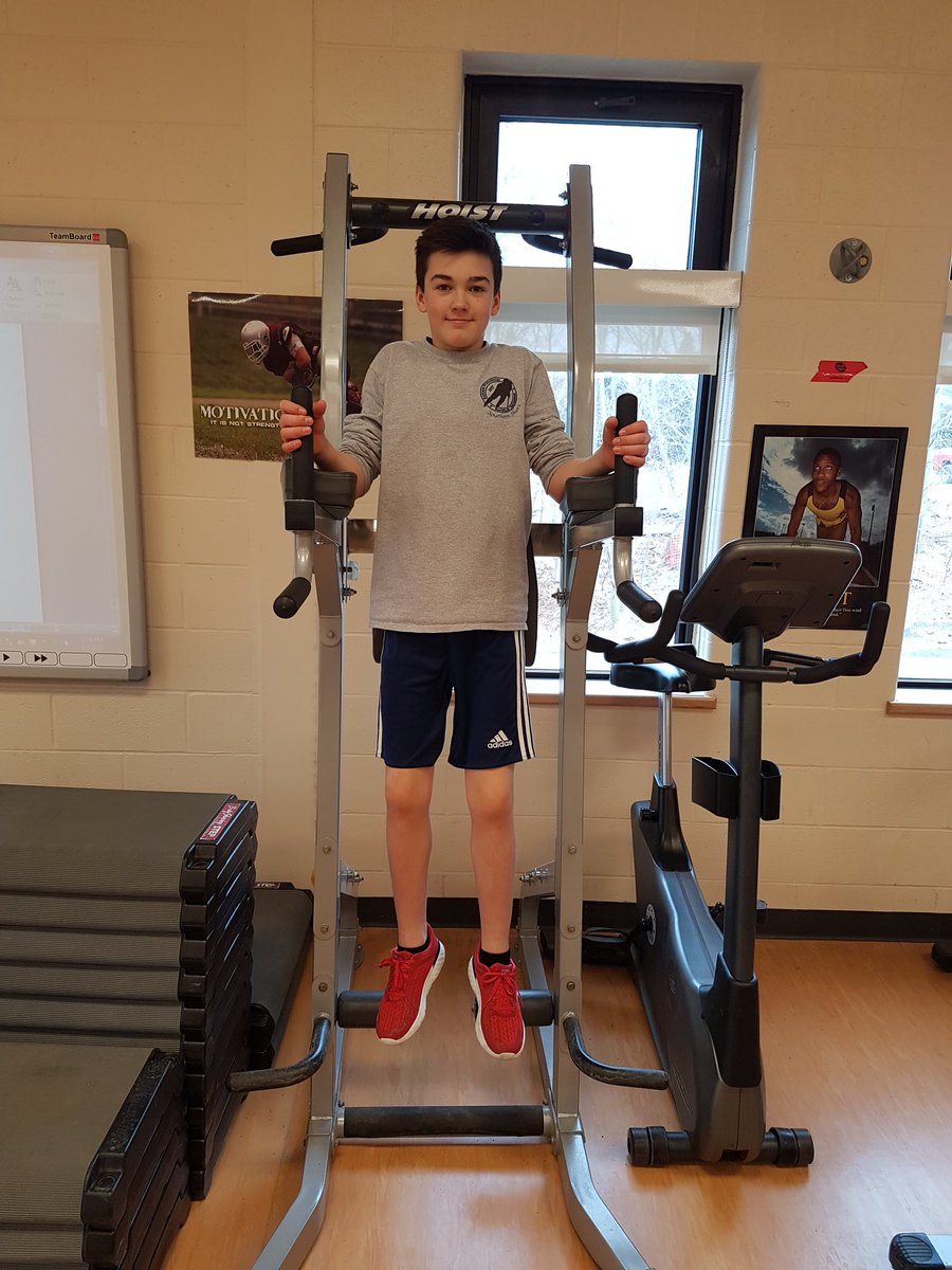 HSH_PE_Dept's tweet photo. Patrick Duff with a new Knee Raise endurance record. 341!!!!!! 💪👊 #absonabs https://t.co/nMB8KoTVtP