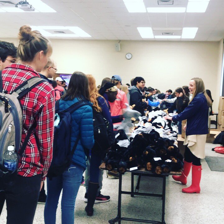 tntechtab's tweet photo. We’re still here, folks!! Come by the Tech Pride Room before we run out!! https://t.co/IrOjfvoJyN