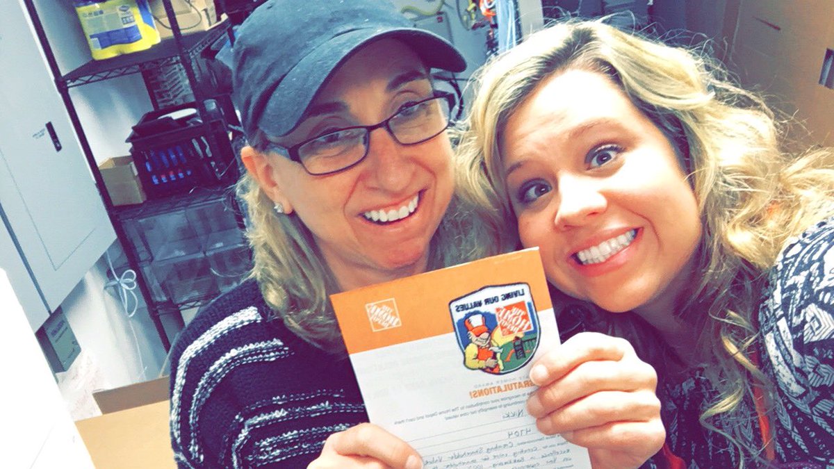 taelyloynd's tweet photo. Operations Associate of the Month is Nikki from Book Keeping! This lady does it ALL!!!! #whatanasset #keepingher @THDPNWPride @stjohn_c https://t.co/rlF5R0y1MB