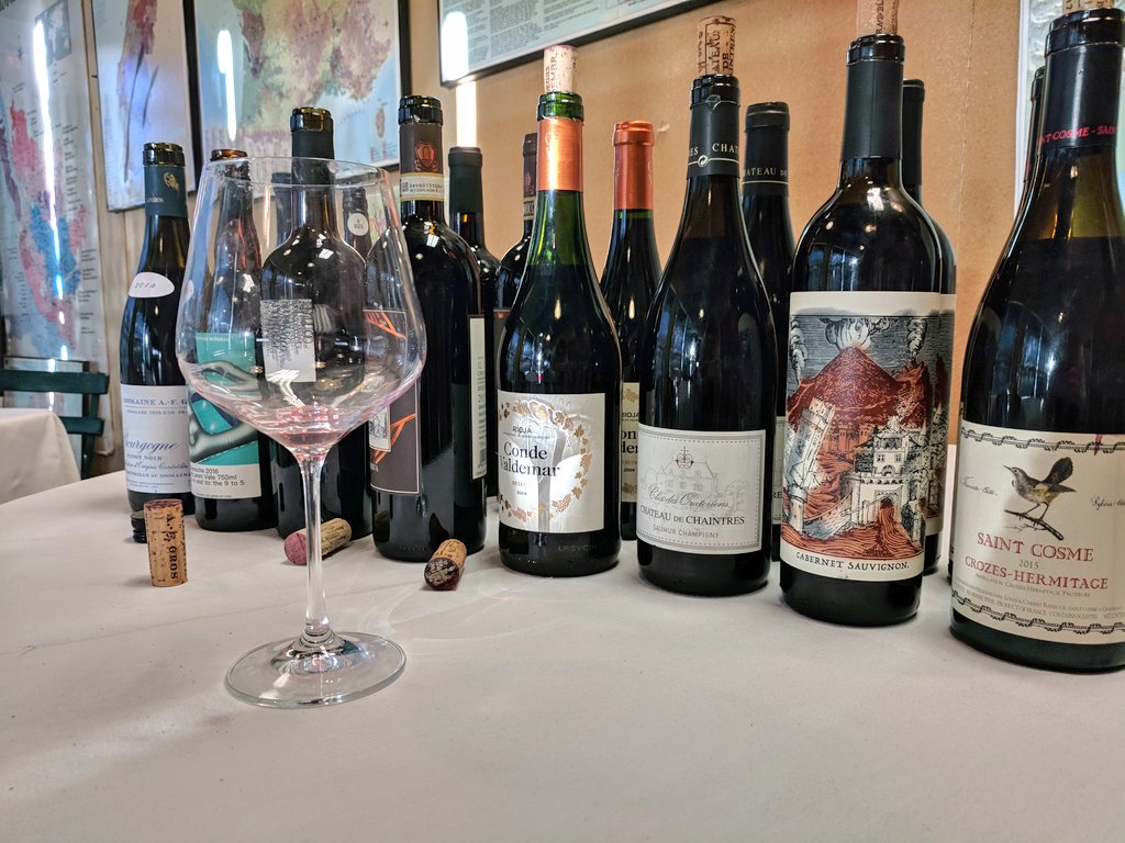 KensingtonWM's tweet photo. The Blog for Abi's Intro to Red Tasting is up on the Blog: https://t.co/U2DM3vXmr7 #yyc #yycwine #wine https://t.co/y6AVpgtd6Q