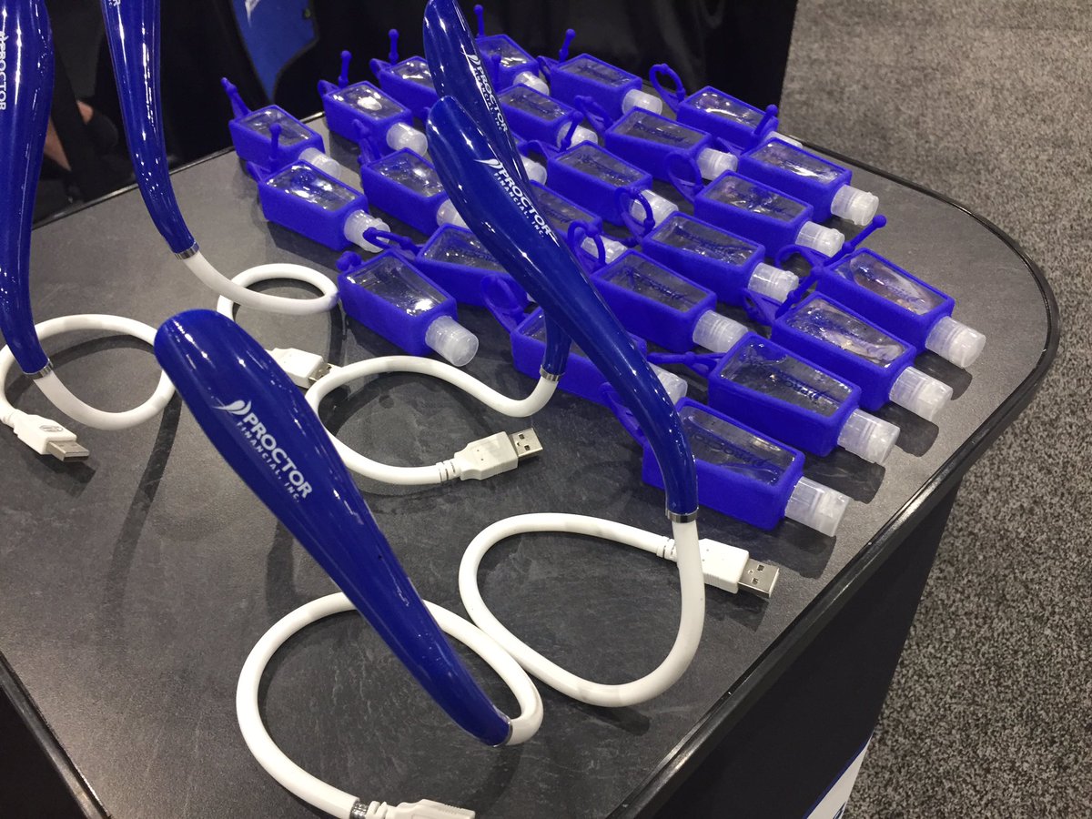 p_loanprotector's tweet photo. We are passing out hand sanitizer and the ever-popular bendy USB light at booth 316. Stop by and say hello!  #MBAServicing18 https://t.co/oTdIDXkLDY