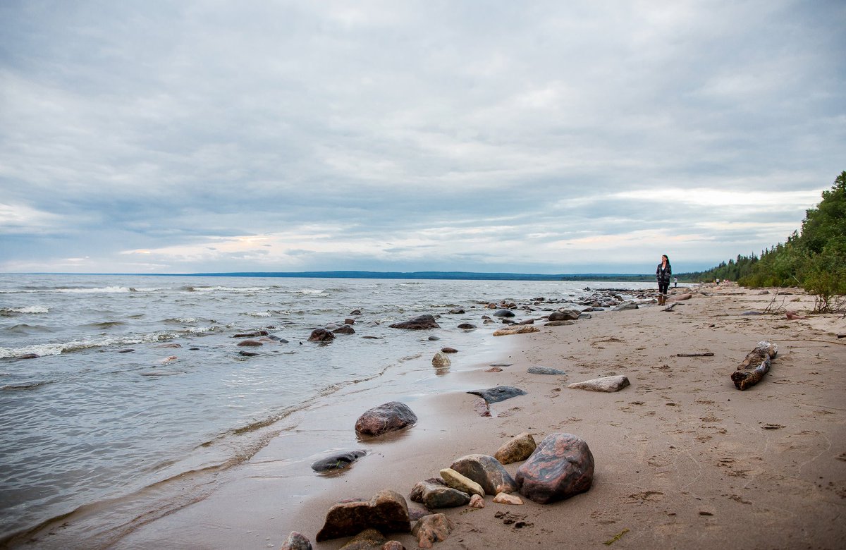 Albertaparks's tweet photo. Visit this #ABpark and you just might feel like you're standing at the edge of an ocean in Alberta.
 
Can anyone identify it for #WhereIsItWednesday? https://t.co/e0Wt3vAhv5