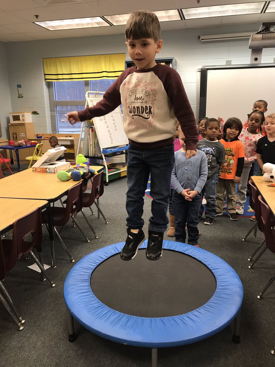 MeganVarner8's tweet photo. Even the teachers are playing the day away! #GlobalSchoolPlayDay #iamcucps https://t.co/orEXAP5G90
