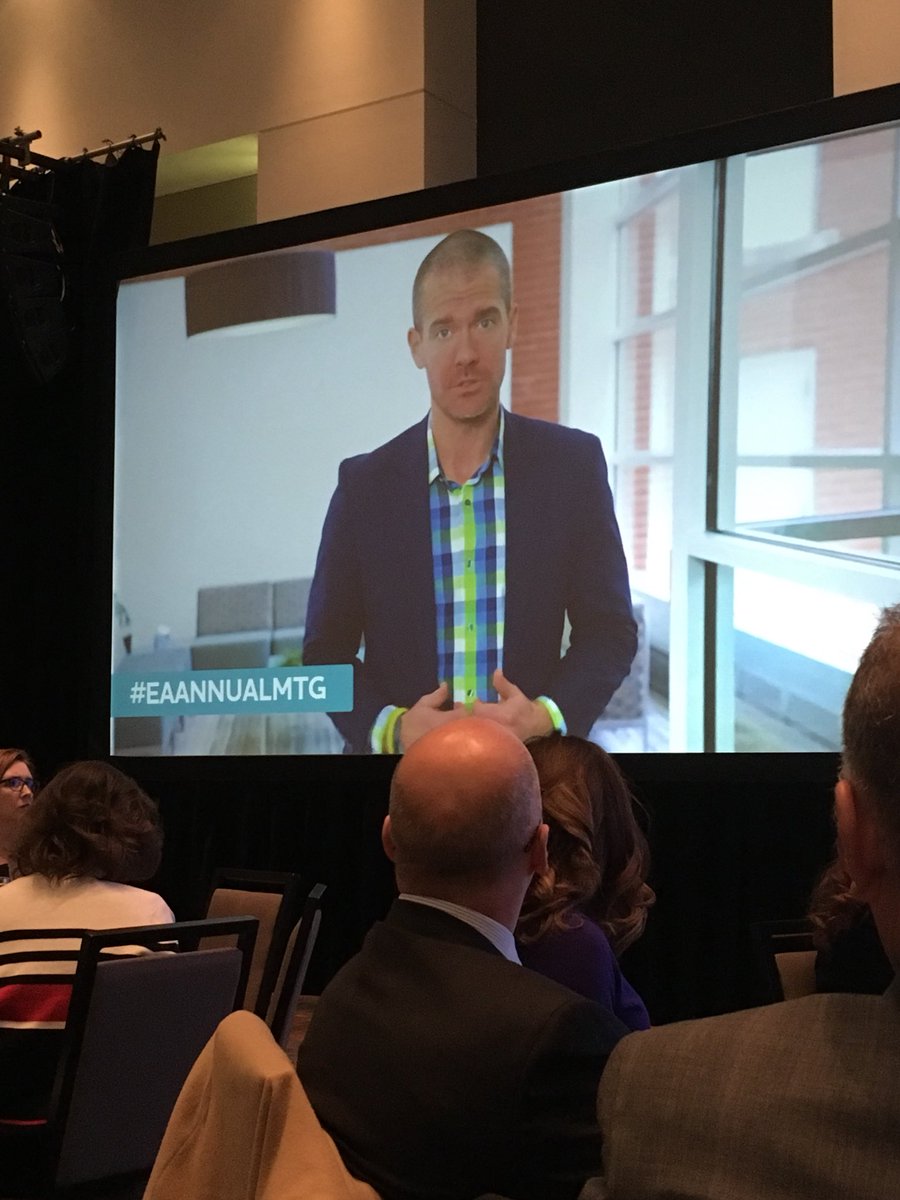 SethWear's tweet photo. Hey I know him! #EAAnnualMTG #lfsthis funny & creative way to tell your 2017 story @EconomicAllianc https://t.co/DR0hFnfVNC