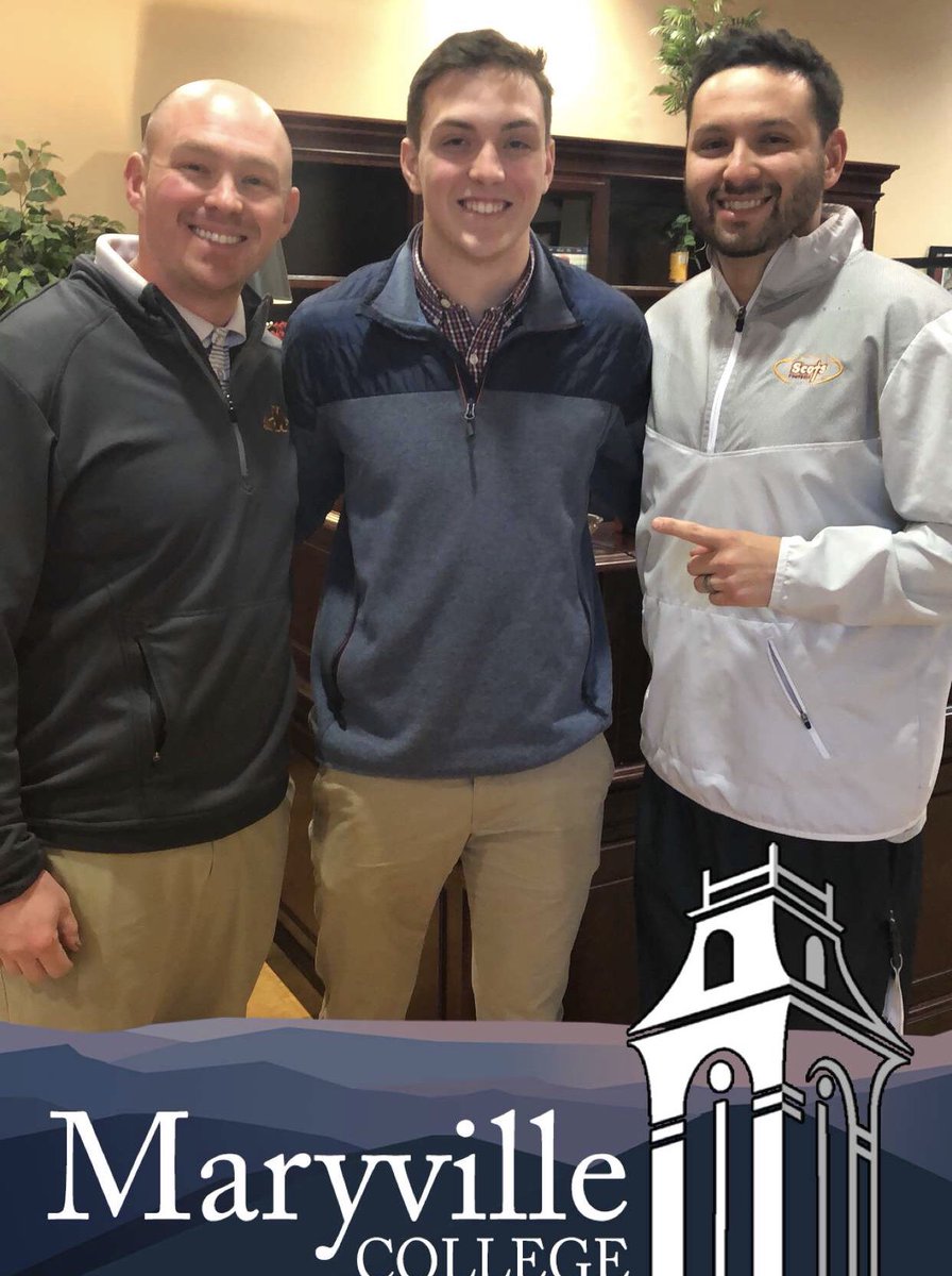 Gentry6WR's tweet photo. Excited and blessed to be able to say that I have officially signed and committed to carry the sword at Maryville College🏈🗡 https://t.co/EV0AjXJwyw