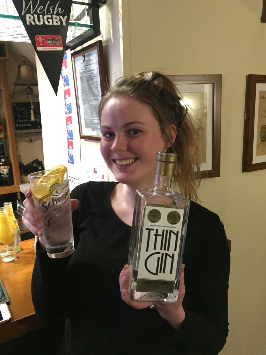 ThinGin1's tweet photo. Jordan pours a mean @ThinGin1 and tonic at the Coach and Horses #Chepstow #Wales #ginoclock  #gin 🍸🏴󠁧󠁢󠁷󠁬󠁳󠁿 https://t.co/F24uZSHpbE