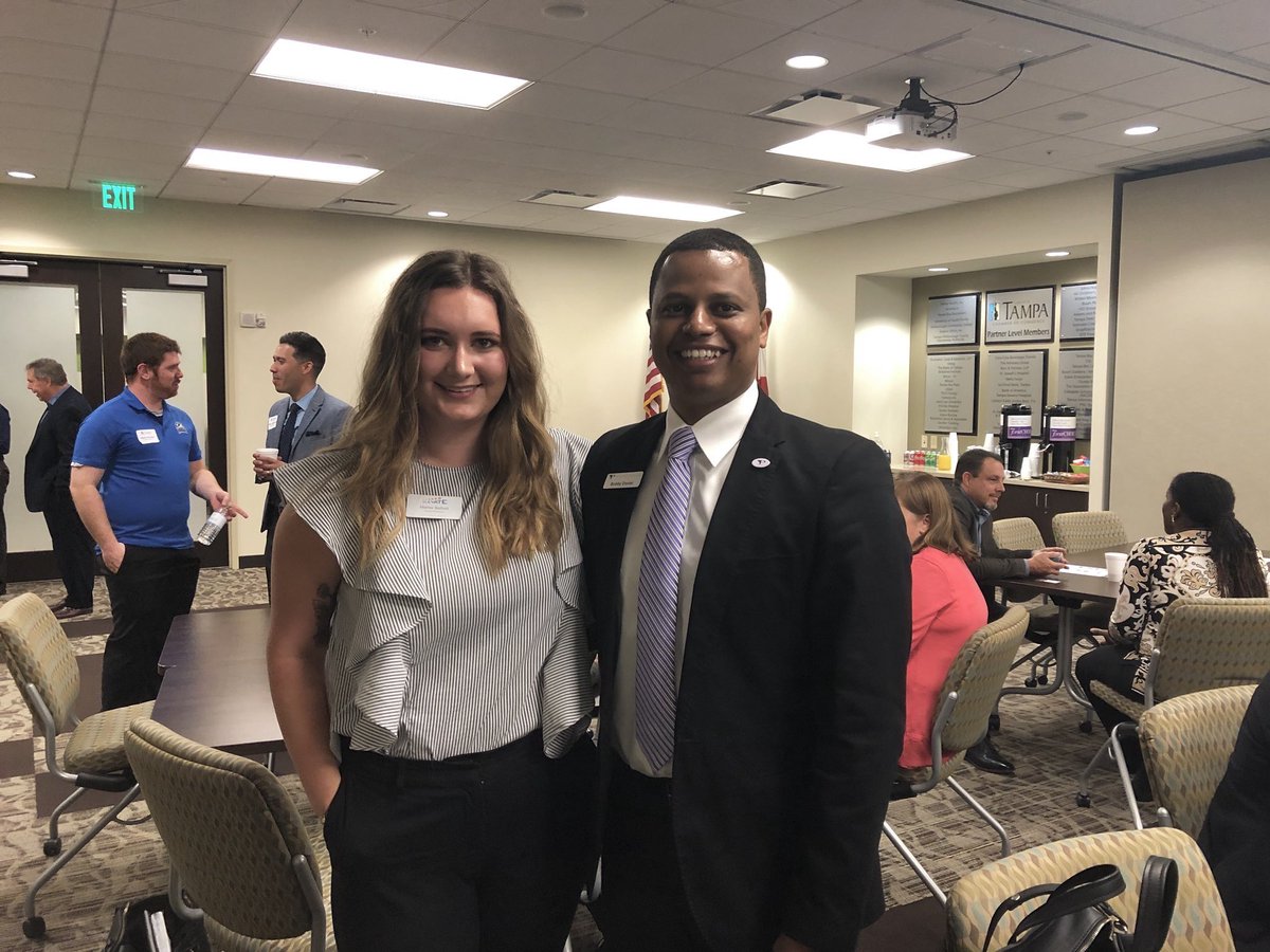 Great start to the day at @Tampa_Chamber Coffee Connection! With Bobby from <a href="/pilotbank/">PILOT BANK</a>