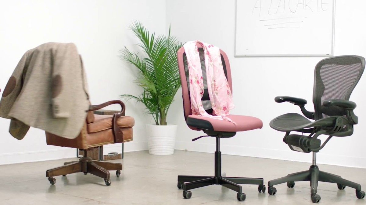 SitKicker's tweet photo. Spring cleaning came early this year. Give that old leather chair the retirement party it deserves and make way for your new Sit Kicker desk! Find out how your workplace can #kickthesit for free: https://t.co/5INxRg7iPR https://t.co/DlBvpwrBJm