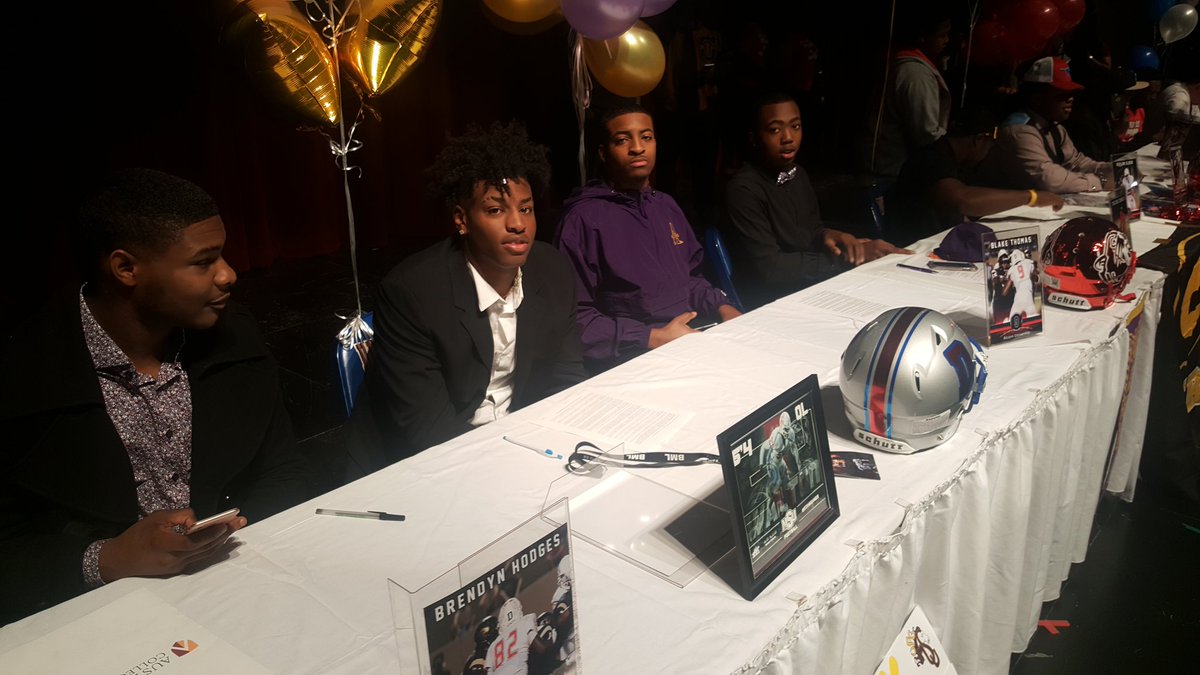 Duncanville Athletes making Coaches an parents proud