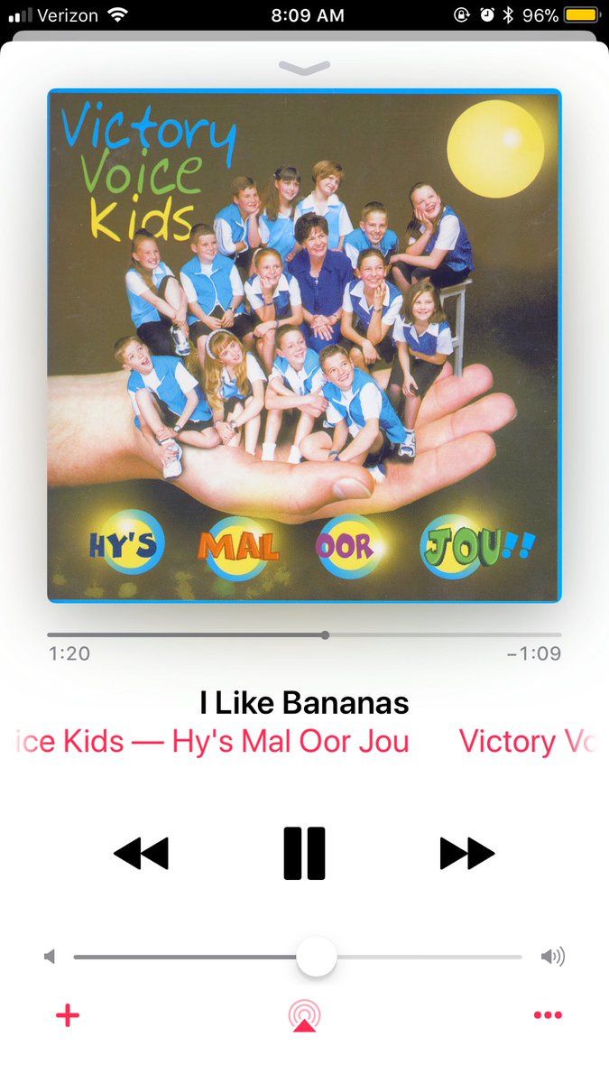 TheMagicJohnso1's tweet photo. @UnoDosTreys123 Update: heard sack listening to this in a tree #yolked #ape #shoulders https://t.co/U38WVrXrQT