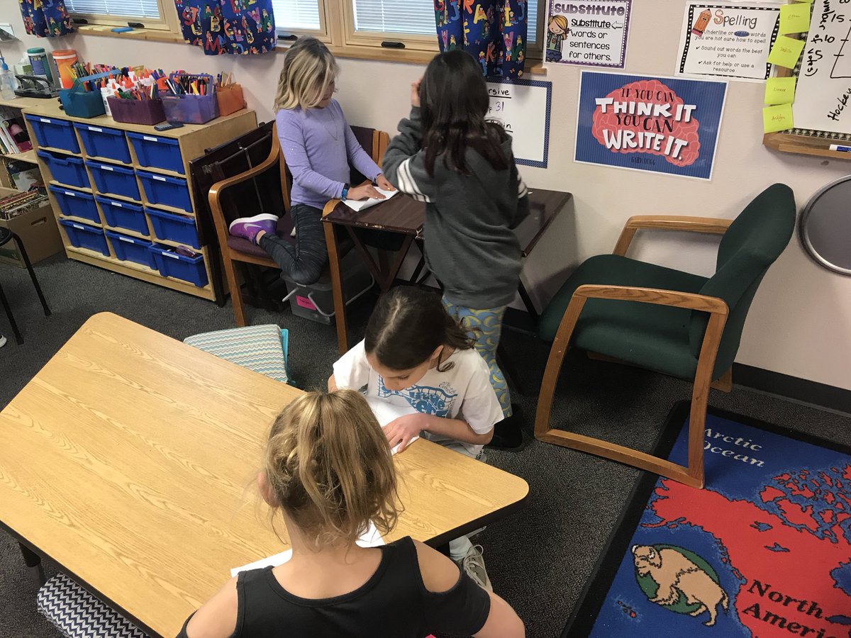 USchools_3Y's tweet photo. Designed, folded, and threw paper airplanes yesterday, measured its distance, and then plotted its points on our line plot! #OrigoLearns #mathchat #3rdchat https://t.co/zLSAwmyvwE