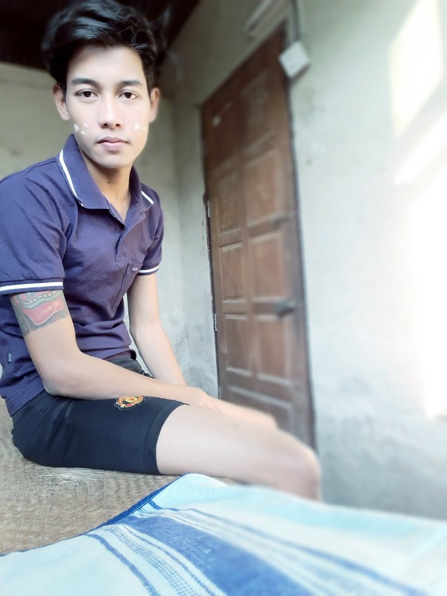 HDPznM3KziuHLnL's tweet photo. အိမ္ ျပန္ေရာက္ (수말)🏠🏠 https://t.co/NA22Iwkc4k