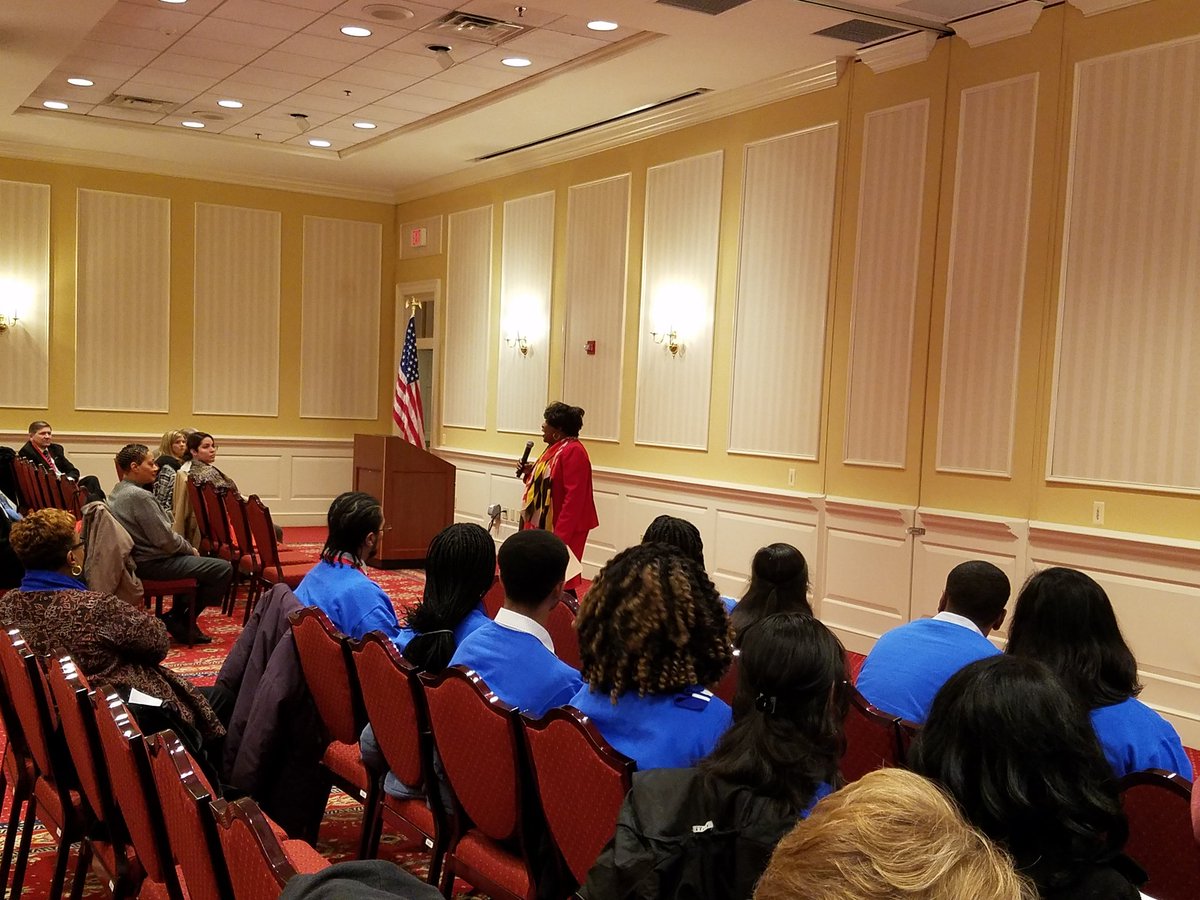 .<a href="/EdithPatterson/">Edith Patterson</a> of Charles Co served by <a href="/CSMHeadlines/">College of Southern Maryland Headline News</a> college, coaches students on importance of advocating for #CommCollege. #MDCCsWork #MDGA18 #CollegePromise