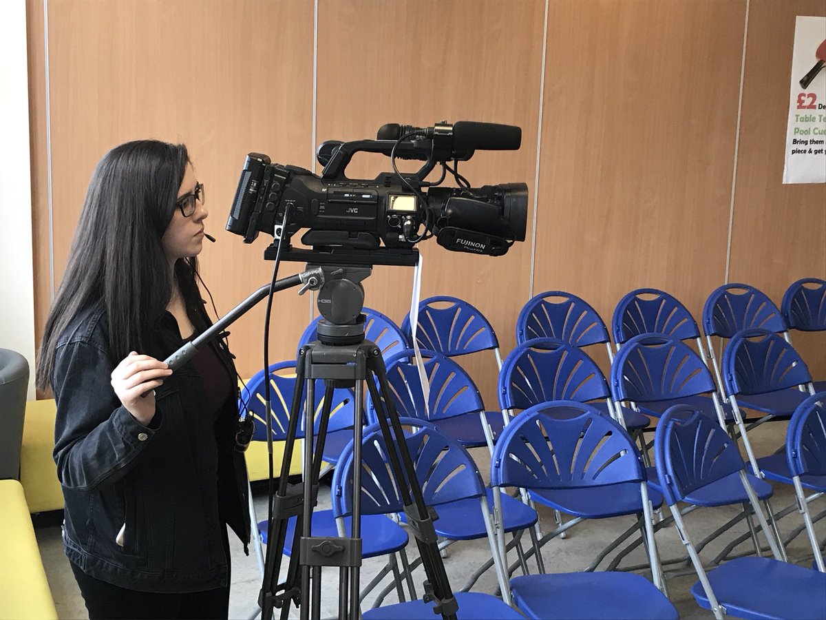 freyamcc's tweet photo. Thanks to @mynwrc principal Leo Murphy interviewed by @stewrob92 for NCTJ journalism students live broadcast from #openday #StrandRd @inews_nwrc @NCTJ_news https://t.co/5JeSPMUofs