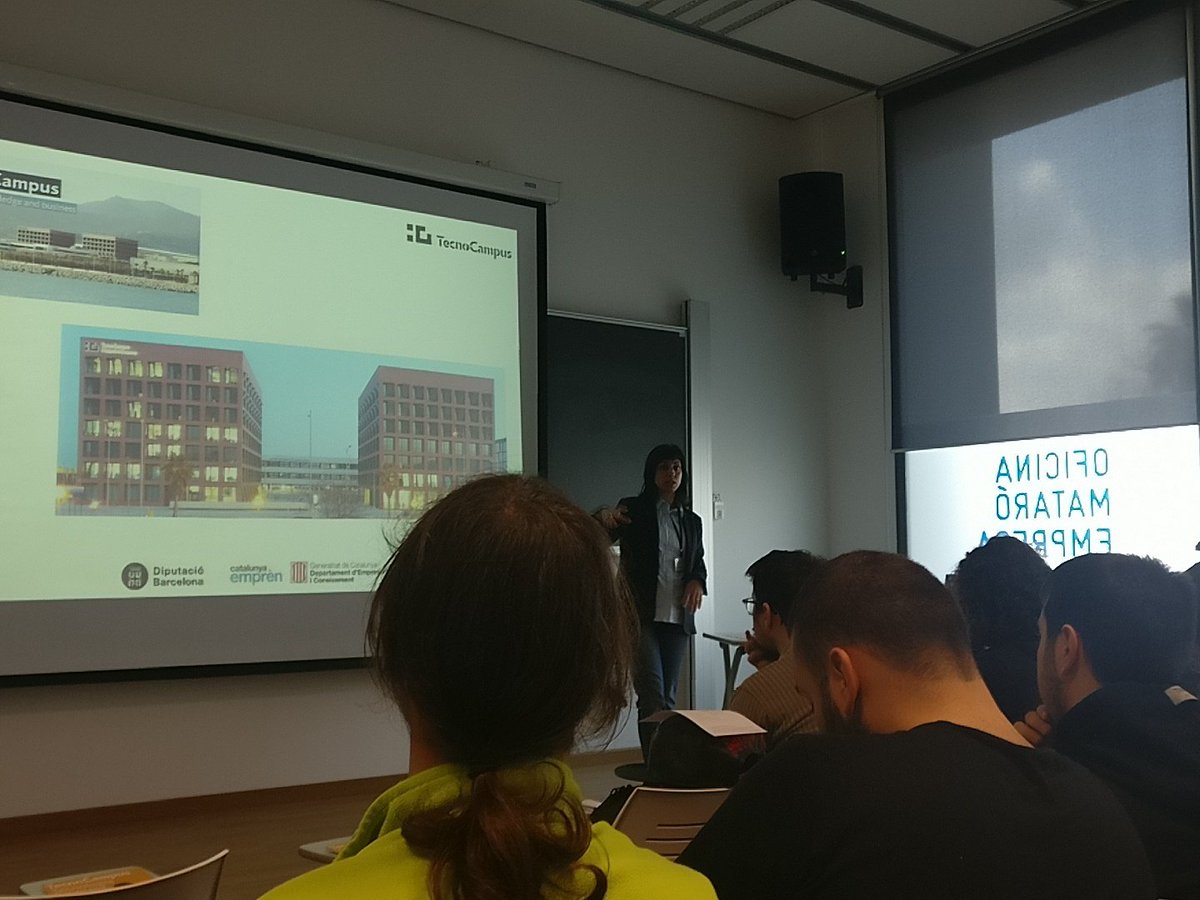 FPescolapiaMat's tweet photo. #DAM2n de visita a la #incubadora @TecnoCampus https://t.co/wf3loPojQz