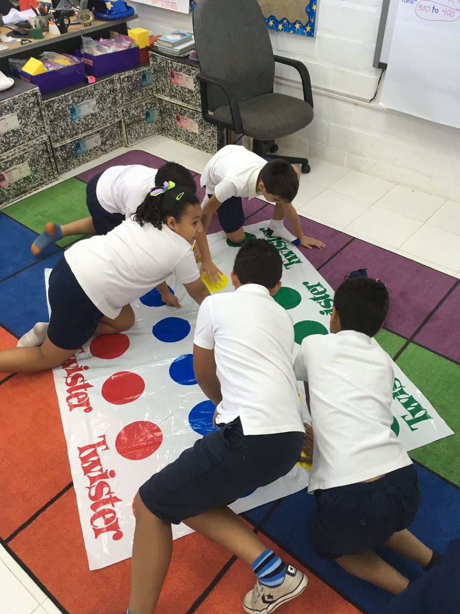 Geckos4thgrade's tweet photo. Global School Play Day + 100 days of school = 100 minutes of play in Grade 4 #ciplc #GSPD2018 https://t.co/UP8k79V7k5