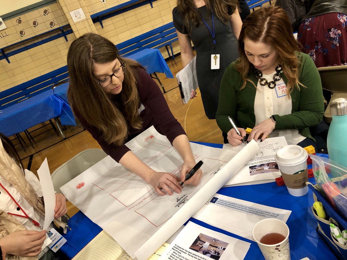 NYCSchoolsD25's tweet photo. A student led math task allows participants to engage in #Q024 practices at today’s showcase. #showcaseschools #PublicSchoolProud @NYCSchools @ps120dragons #Q169 https://t.co/HkkAgItDvG