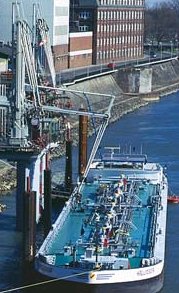 EmcoWheaton's tweet image. Our B0300 #Marine #LoadingArm has proven its reliability for many years. Find out how: bit.ly/2j8zneG