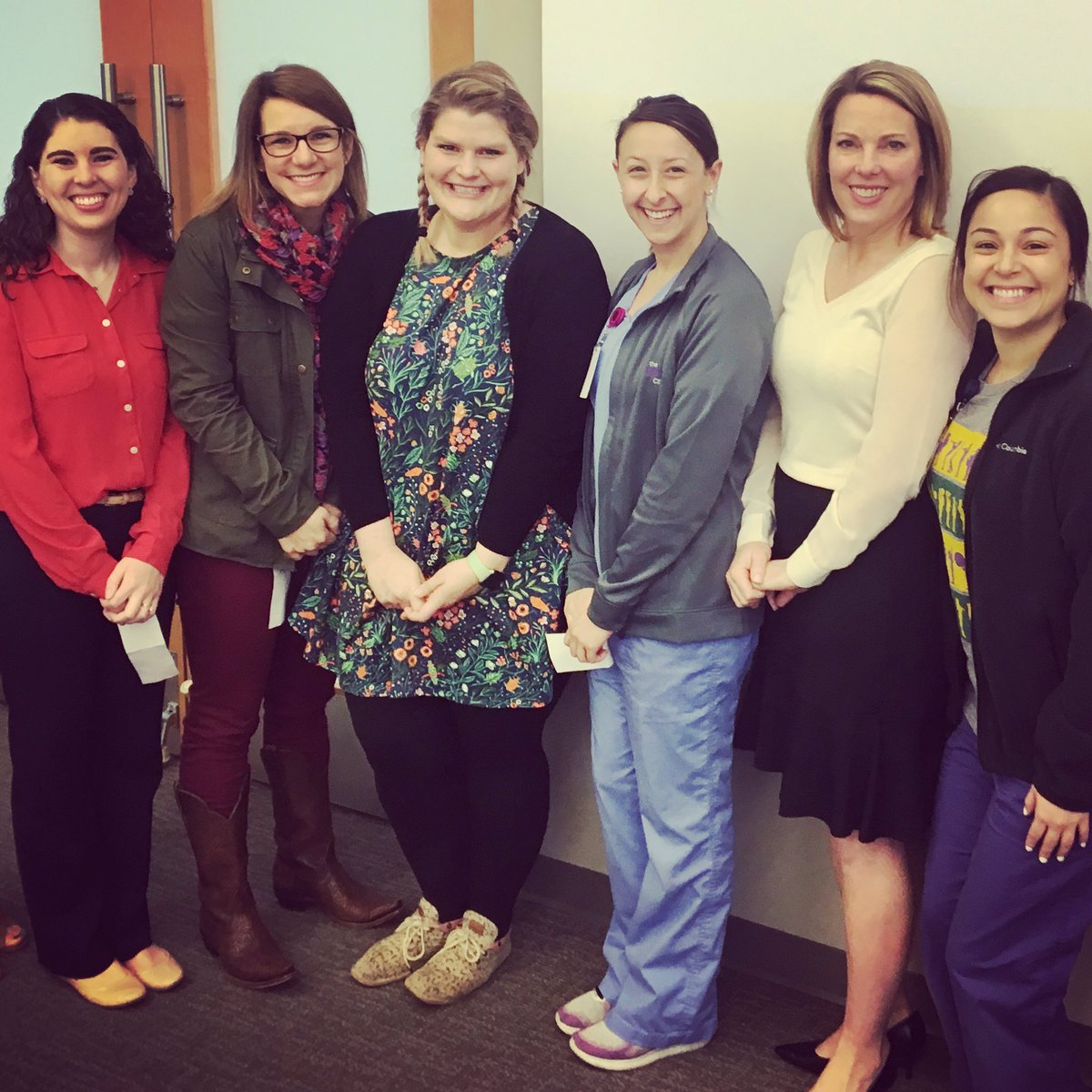 EmergeLA's tweet photo. ๐ฃJanuary staff shoutouts go to these fabulous ladies! Thanks for going above and beyond to provide the best care and support to our clients and one another โค๏ธ
#emergela #dreamteam https://t.co/b9ZpXZlB8b