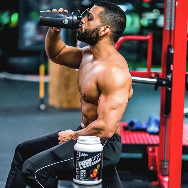 NutrexResearch's tweet photo. POSTLIFT leads the pack of both post-workout and intra-workout product on the market today. Purchase full size #POSTLIFT and receive a FREE #OUTLIFT (10 serving) @vitaminshoppe  online or store. Shop Here --> https://t.co/XHSweAAOGE
📷  Gerardo Gabriel  
#Nutrex #ClinicalEdge https://t.co/UHBI4AJWmn