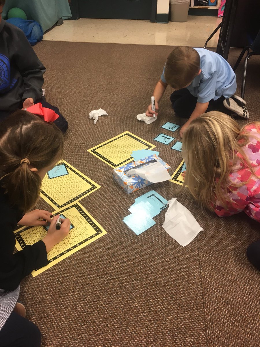 CrumleysKiddos's tweet photo. Doing Hard Math!! https://t.co/1N1D8yVcUE