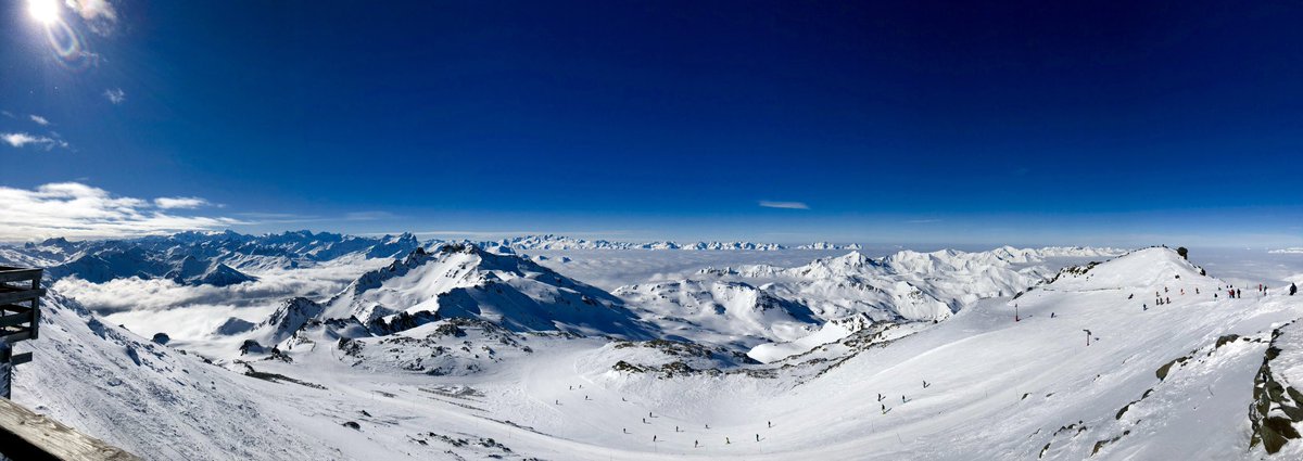 GuenaelleLongy's tweet photo. Cime Caron... On the roof of @3Vallees_france @valthorens_ski ! 👌🏻⛷☀️😎 #amazingwednesday #valthorens #sunnyday #fullblue #perfectday #360degreesview https://t.co/xaR0eESiJ2