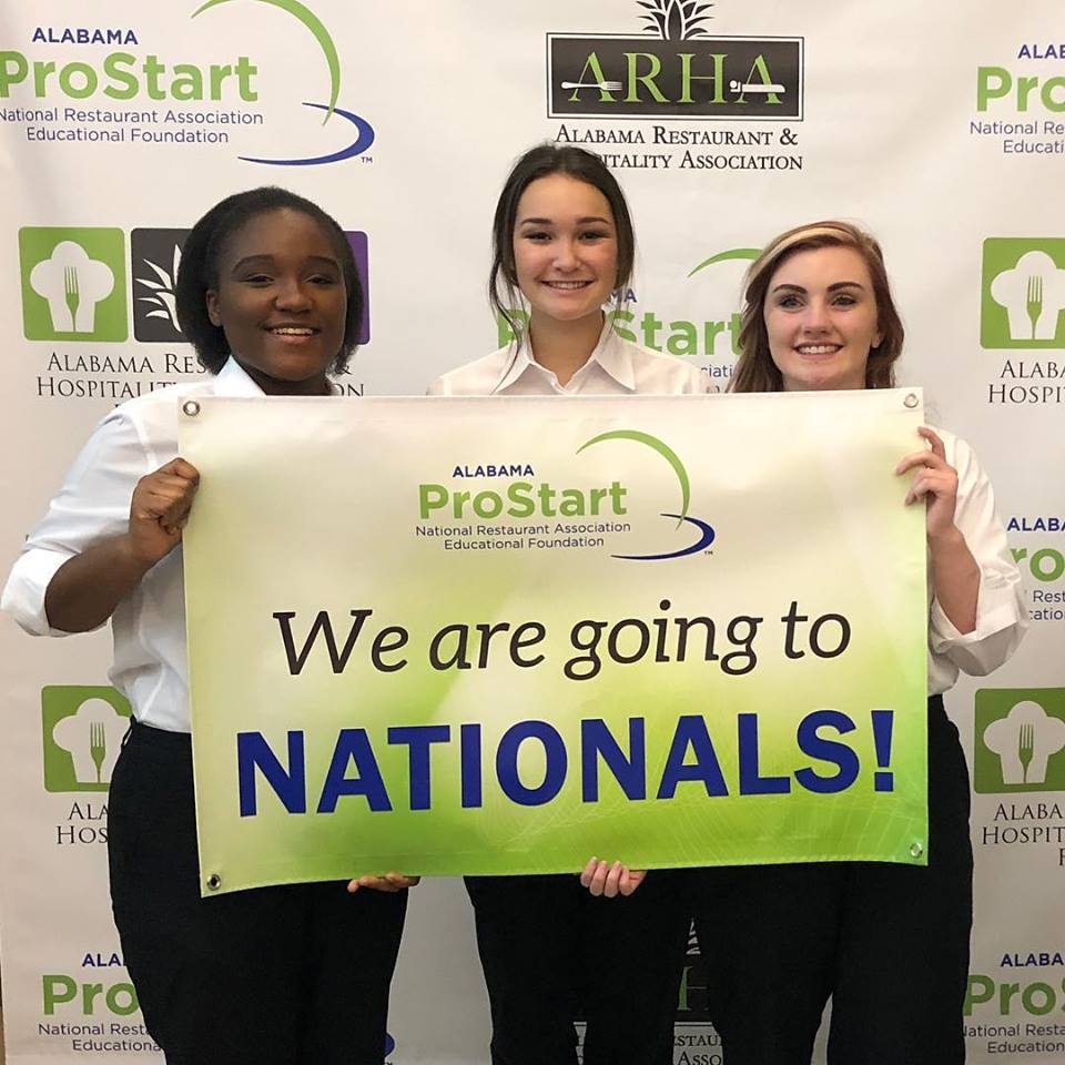 WoodFruitticher's tweet photo. Congrats to all the local high school students who competed in the 2018 Alabama ProStart Student Invitational! Great event @arhaonline ! #prostartprogram #prostartal #npsi2018 https://t.co/NXqAjdYf6W