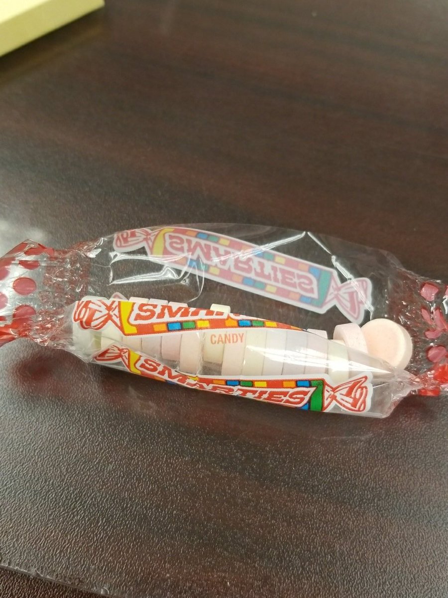 SheDatWeDat's tweet photo. These will FOREVER beat the G.O.A.T. Where pill poppin originated from 🤣🤣🤣 #smarties #candy #smartiescandy https://t.co/13DE7Q03GY